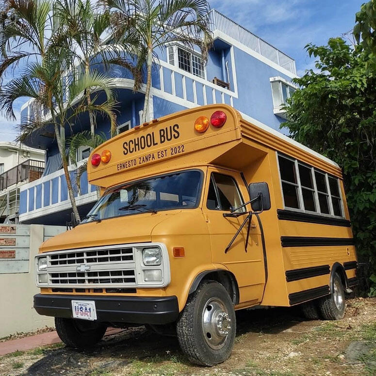 アメリカのスクールバスを導入しました！