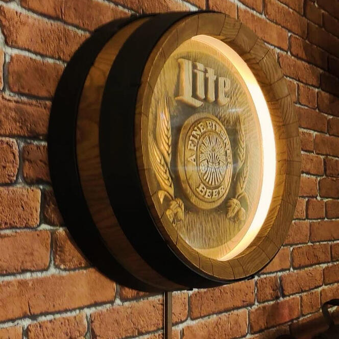 LITE BEERのバーサイン